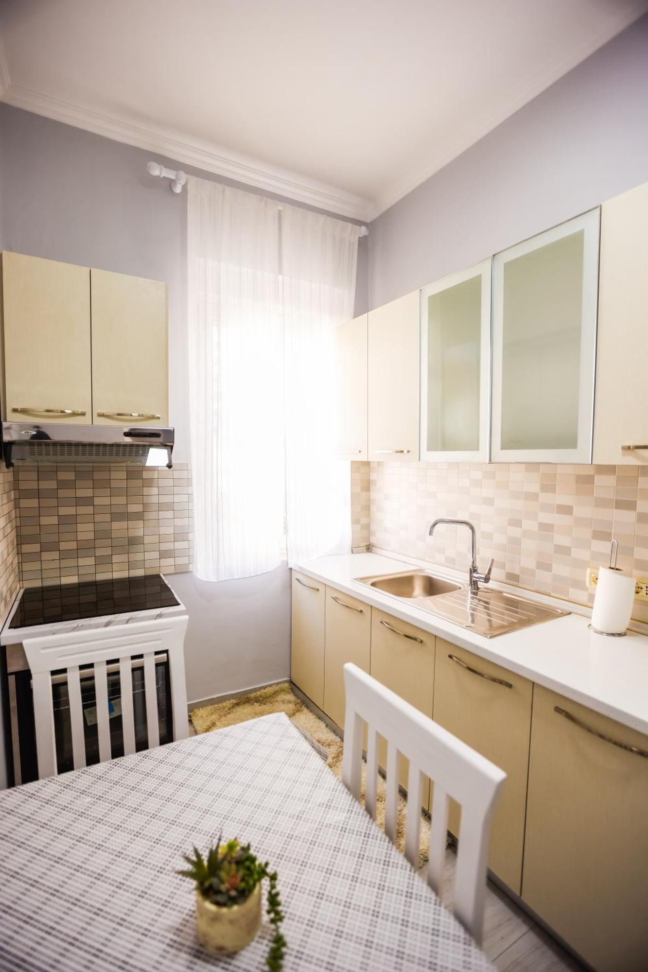 Viewpoint Central Apartment Tirana Exterior photo